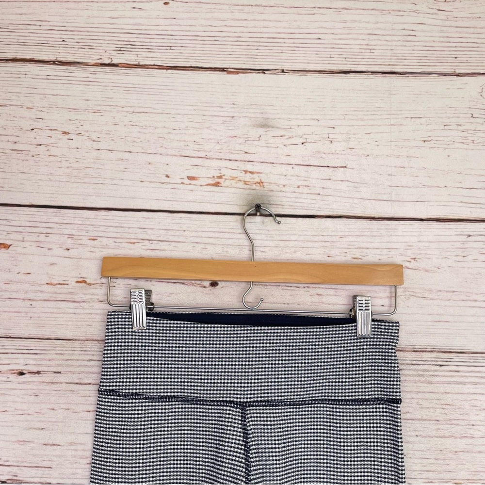 Lululemon gingham crop leggings - Picture 8 of 12